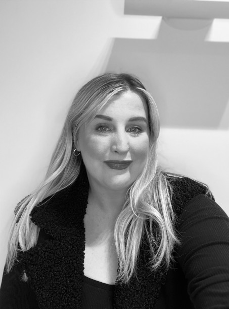 JESS - Senior Stylist
